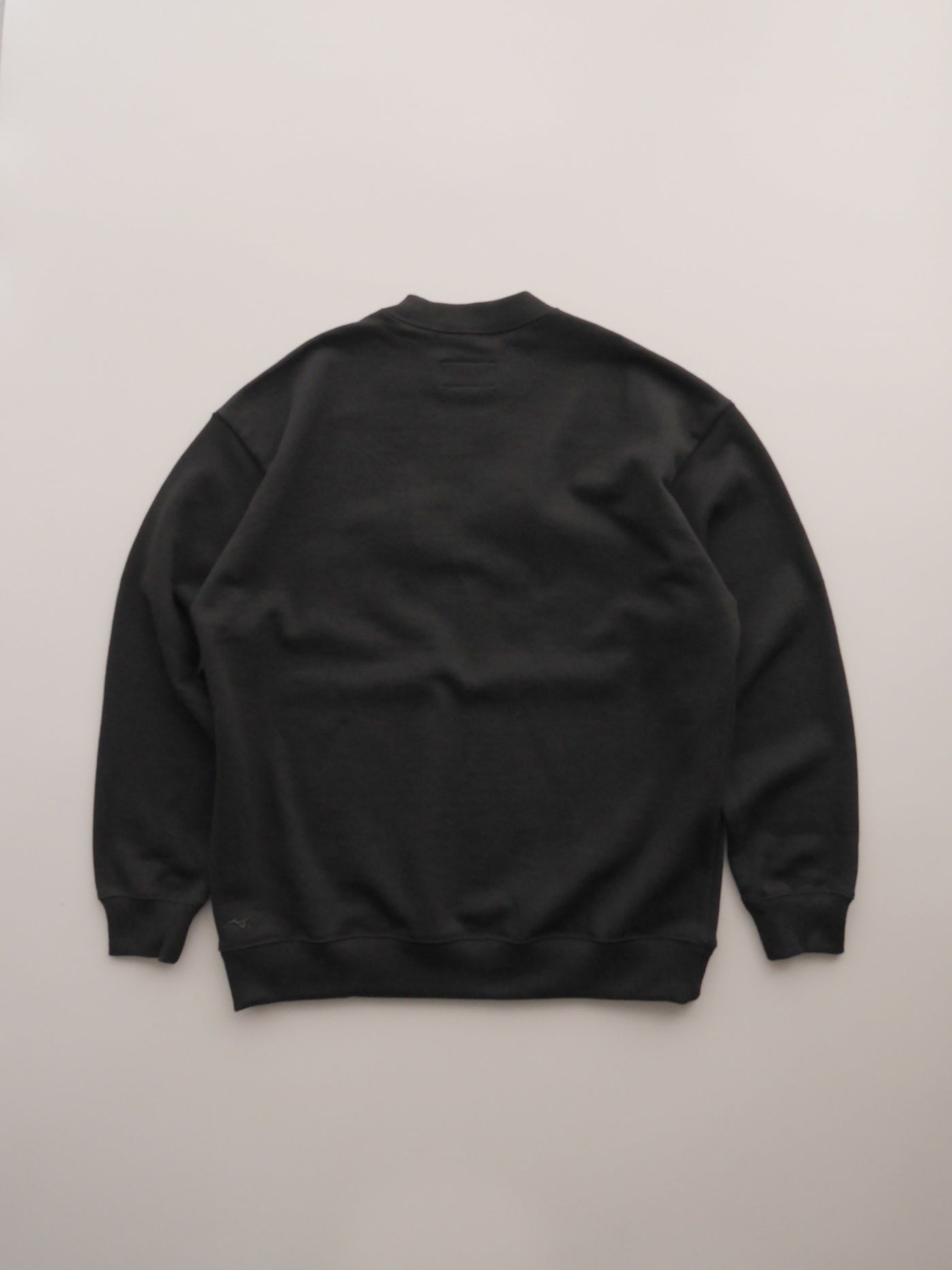 MIZUNO M Logo  Crew Sweat (BLACK)