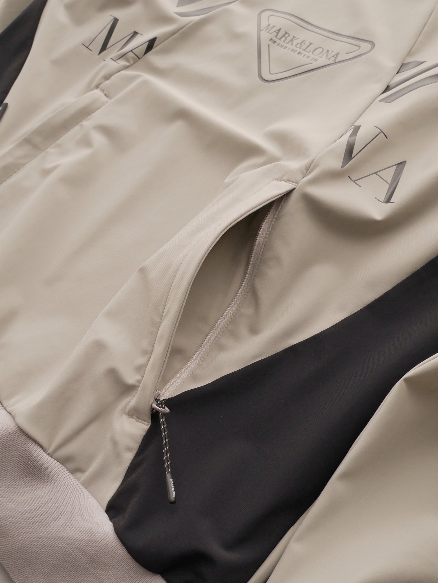 ALSJ  | MEN / BEIGE