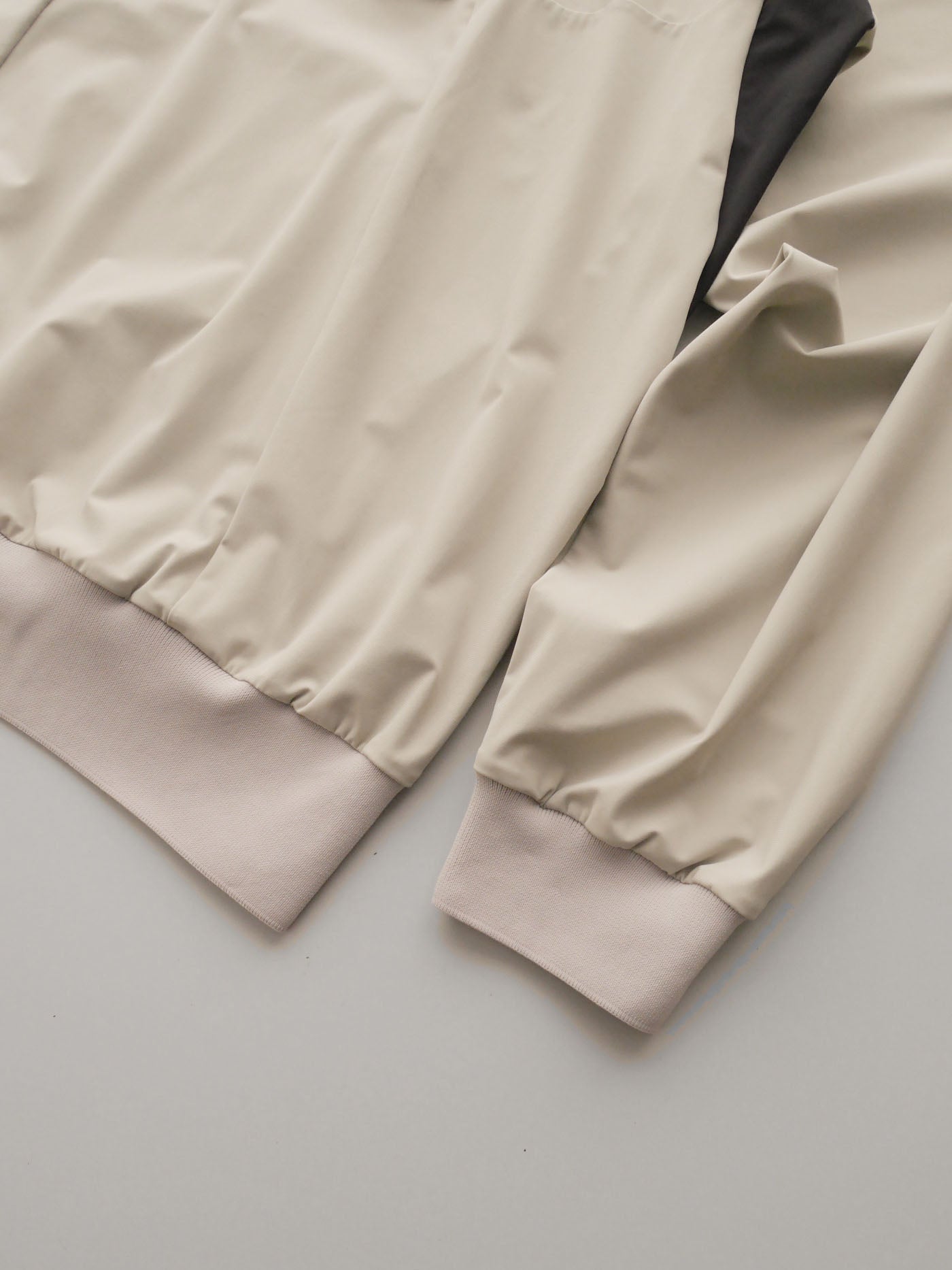 ALSJ  | MEN / BEIGE