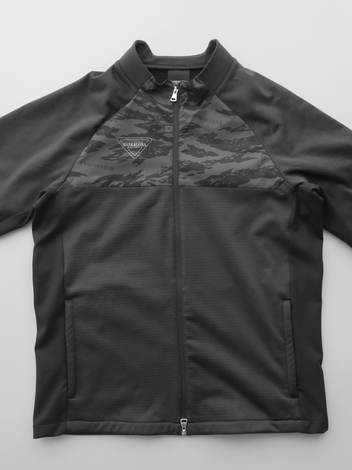 TCZT  | MEN / BLACK