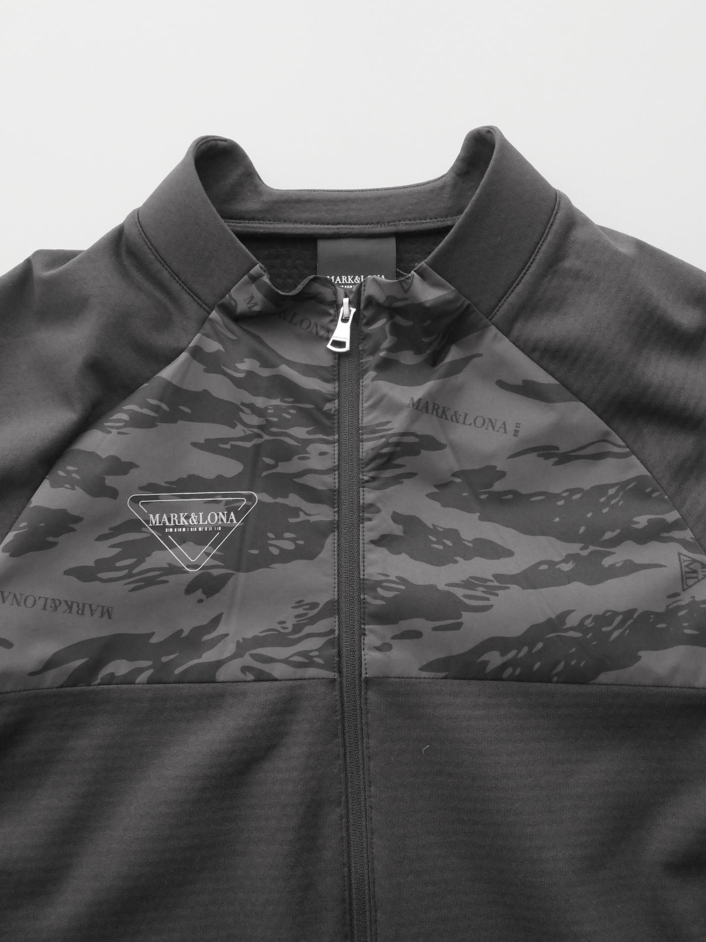 TCZT  | MEN / BLACK