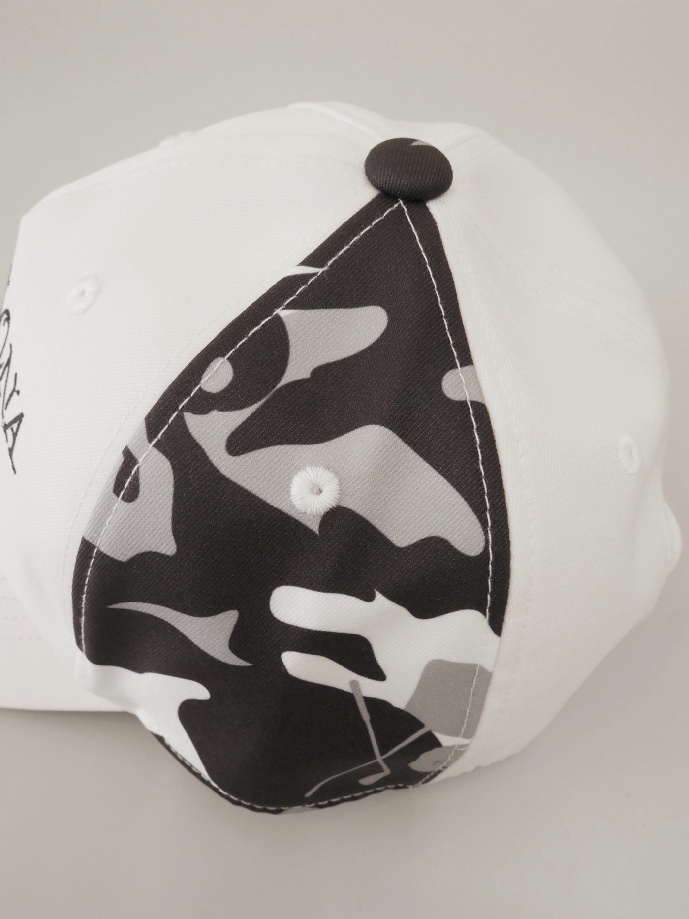 Gauge Camo Panel Cap  | MEN and WOMEN / IVORY