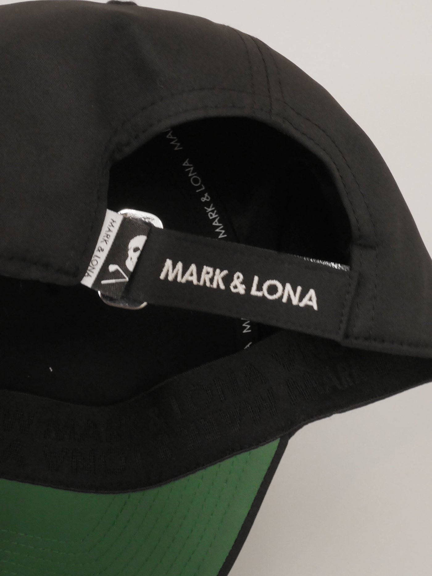 Iron Skull Crystal Accent Cap | MEN and WOMEN / BLACK