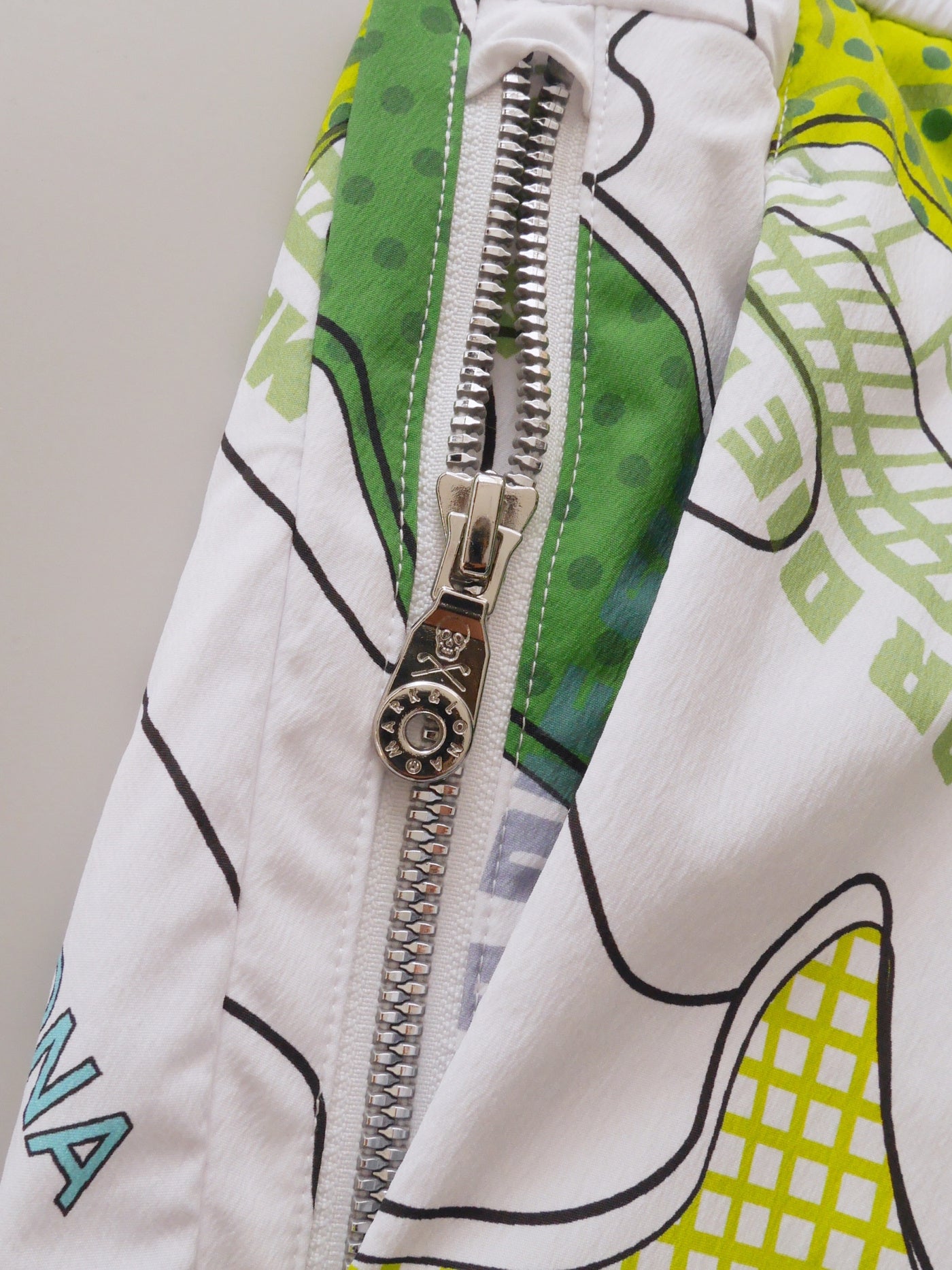Axon Camo Performance Shorts | MEN / WHITE