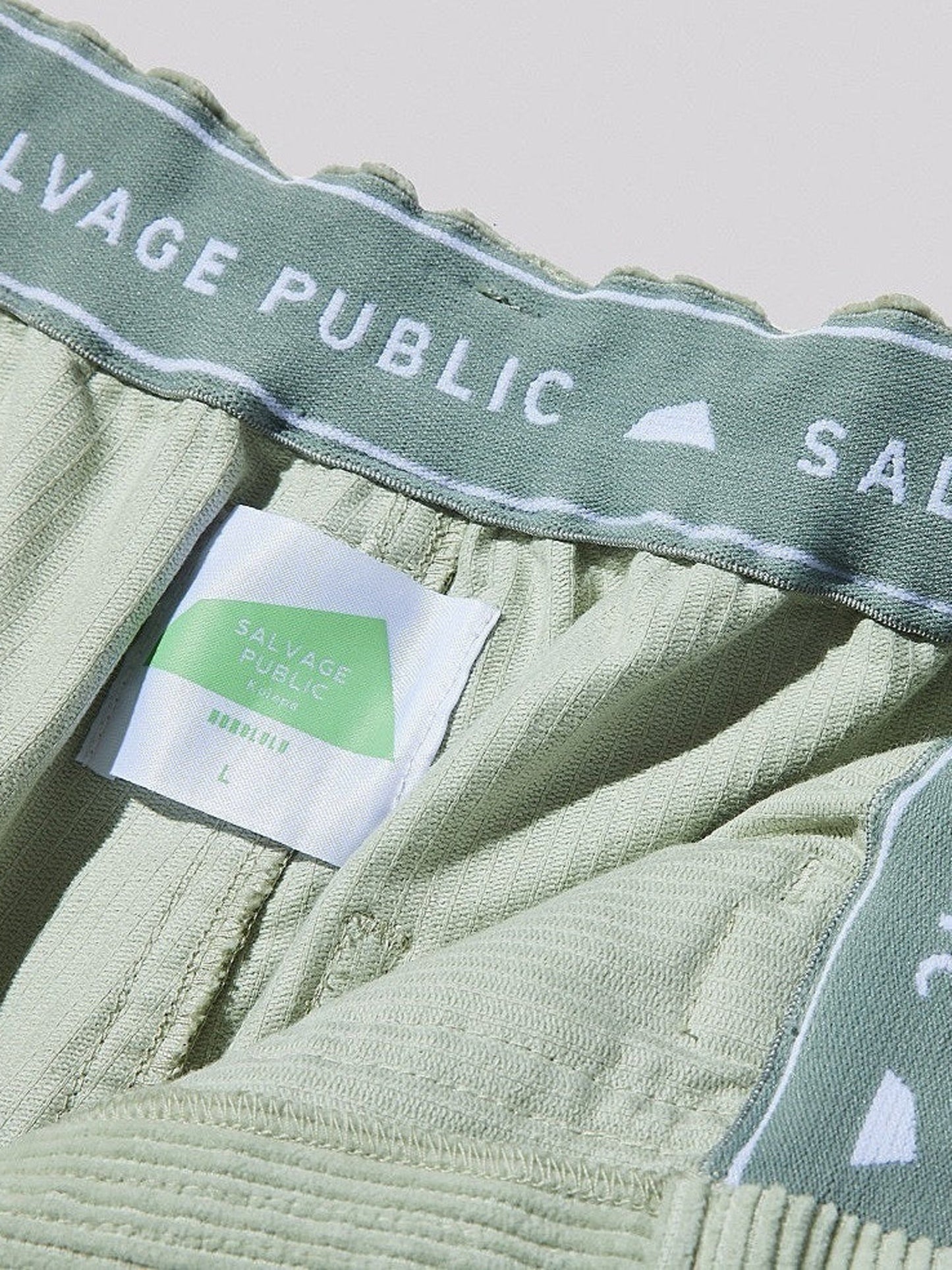 ［サルベージパブリックコレパ］ウカ 8ウェルコーデュロイショーツ / SAGE